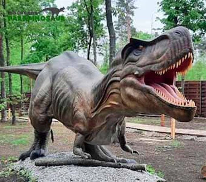Grande statue de T-Rex animatronique