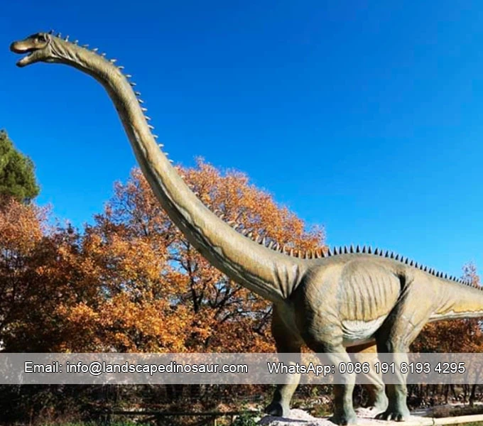 Big Size Artificial Dinosaur Looks Like Real-02